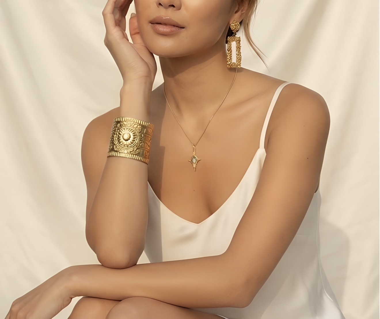 Sun Sovereign Cuff