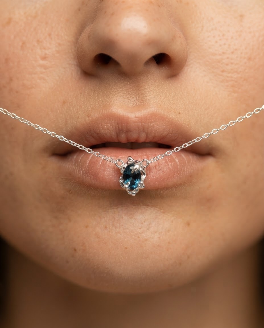 Lunacore Necklace (silver) with blue topaz