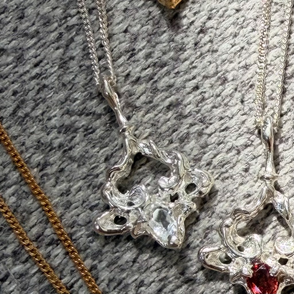 Harmonia Necklace (silver) with white topaz